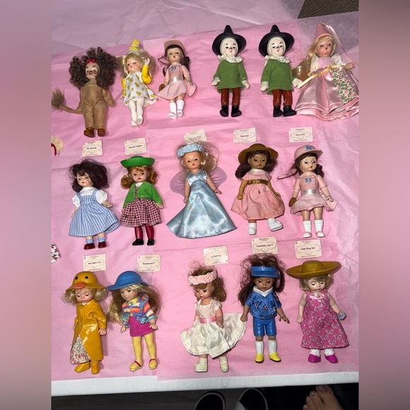 Madame Alexander doll bundle and others - Picture 2 of 6